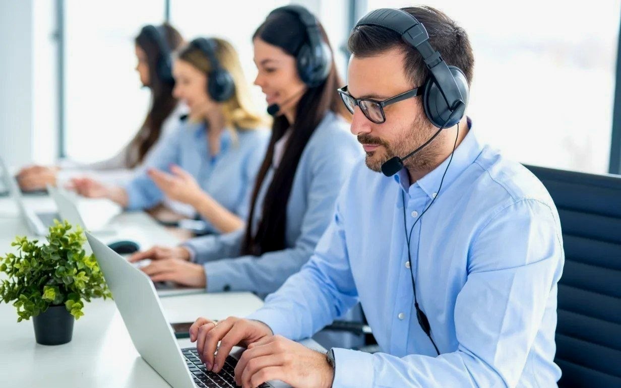 Более 1500 обращений жителей Сочи обработали дистанционно за неделю