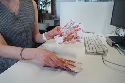 Повышение минимального размера оплаты труда в России запланировано на 2027 год